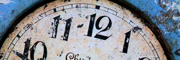 Alte Uhr : Quelle: photocase.com